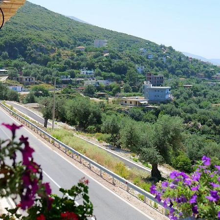 Vila Panorama Piqeras Bed & Breakfast Exterior photo