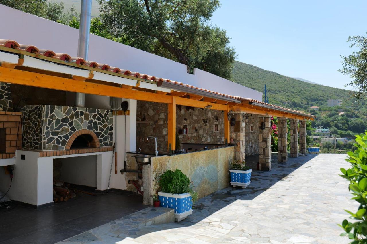 Vila Panorama Piqeras Bed & Breakfast Exterior photo