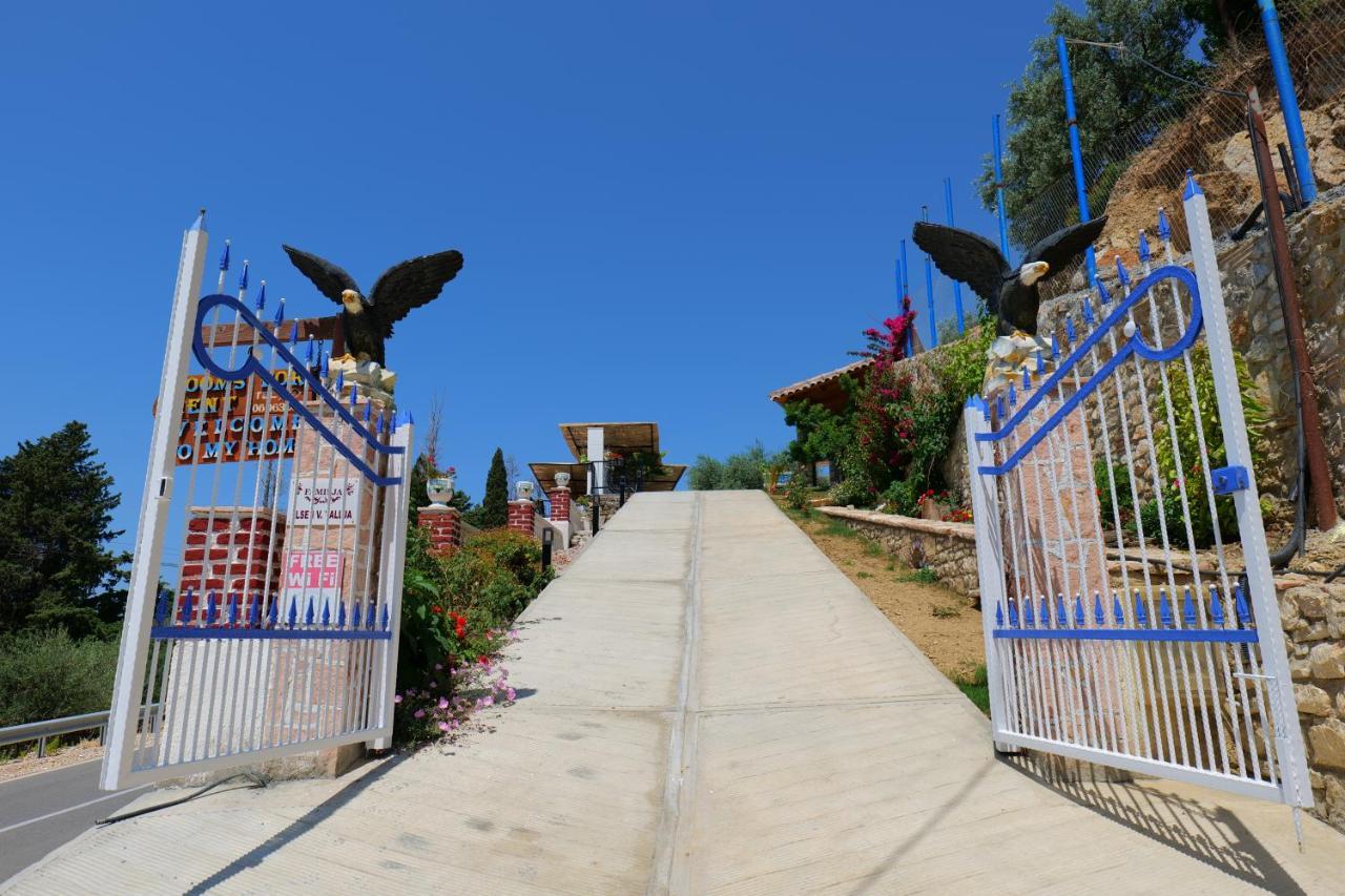 Vila Panorama Piqeras Bed & Breakfast Exterior photo