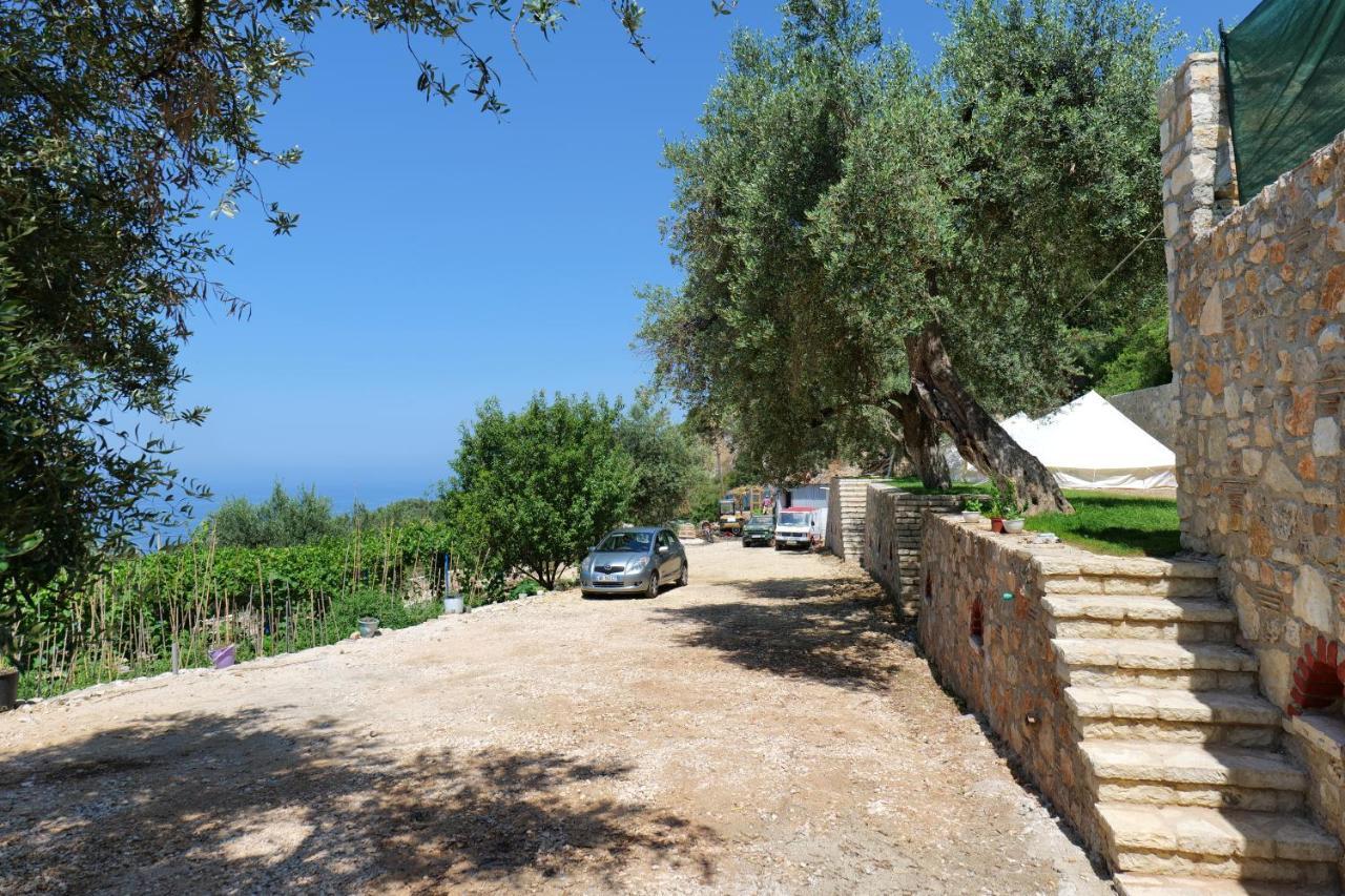 Vila Panorama Piqeras Bed & Breakfast Exterior photo