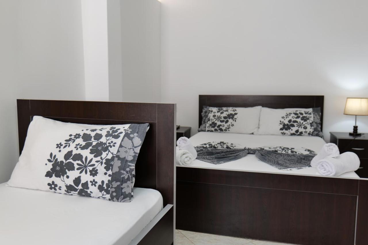 Vila Panorama Piqeras Bed & Breakfast Exterior photo