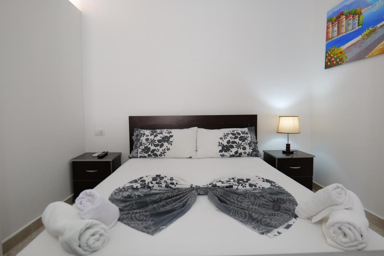 Vila Panorama Piqeras Bed & Breakfast Exterior photo